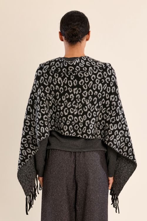 Poncho léopard, à franges