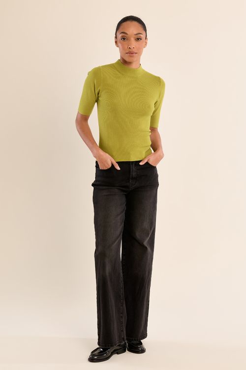 Pull col roulé, manches trois quart