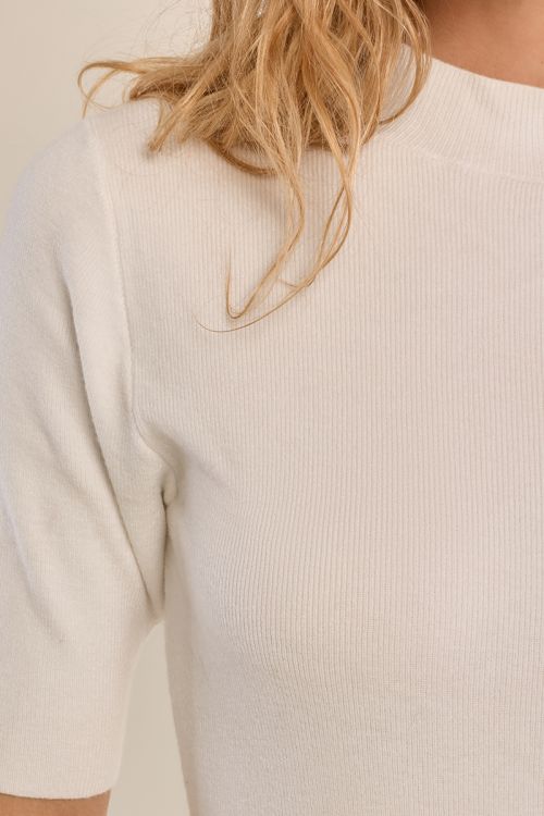 Turtleneck sweater, three-quarter sleeves