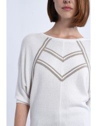 Thin sweater with batwing