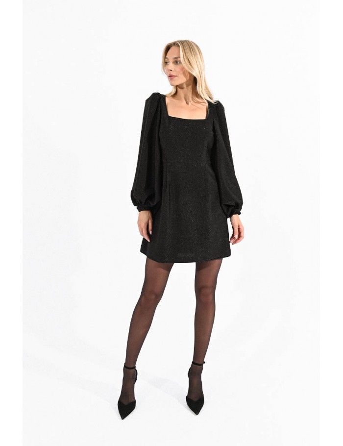 Square neckline dress