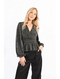 Blouse with puffy sleeves