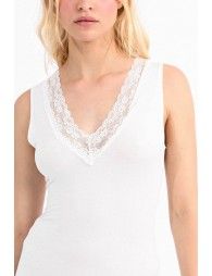 Lace V-neck Tank top