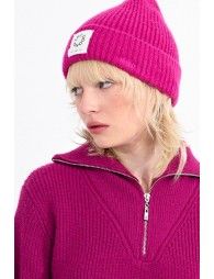 Ribbed cuff beanie