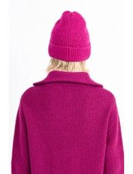 Ribbed cuff beanie