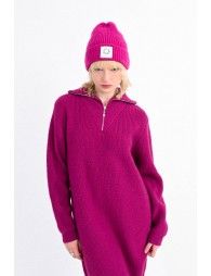 Ribbed cuff beanie