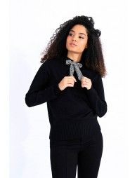 Print scarf on jumper
