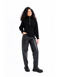 High neck buttoned jumper