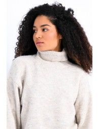 Casual knitted sweater