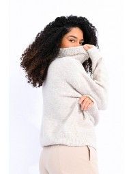 Casual knitted sweater