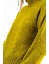 Casual knitted sweater