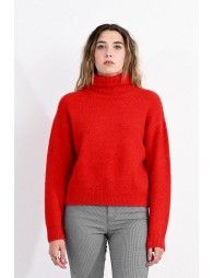 Casual knitted sweater