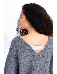 Deep V-back  jumper