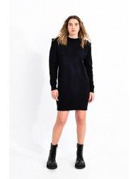 Sweater dress with oversized shoulders