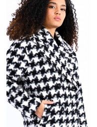 Houndstooth peacoat