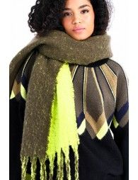Double-sided scarf