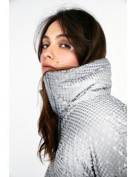 Puffer down jacket with houndstooth pattern