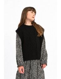 Sleeveless cable sweater
