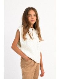 Sleeveless cable sweater