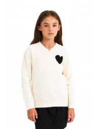 V-neck sweater, heart pattern