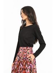 Jumper with lace cuffs