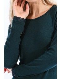 Jumper with lace cuffs
