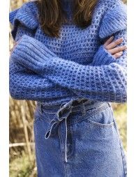 Tie & Dye sweater with ruffled shoulders