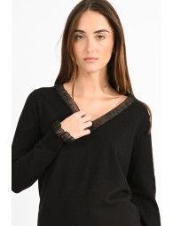 V-neck sweater with ribbon trim