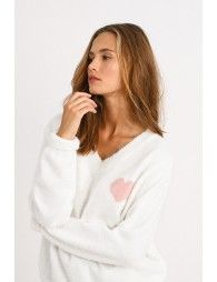 Sweater heart pattern