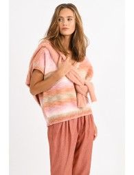 Sleeveless V-neck sweater