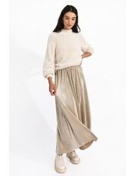 Long pleated skirt