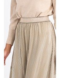Long pleated skirt