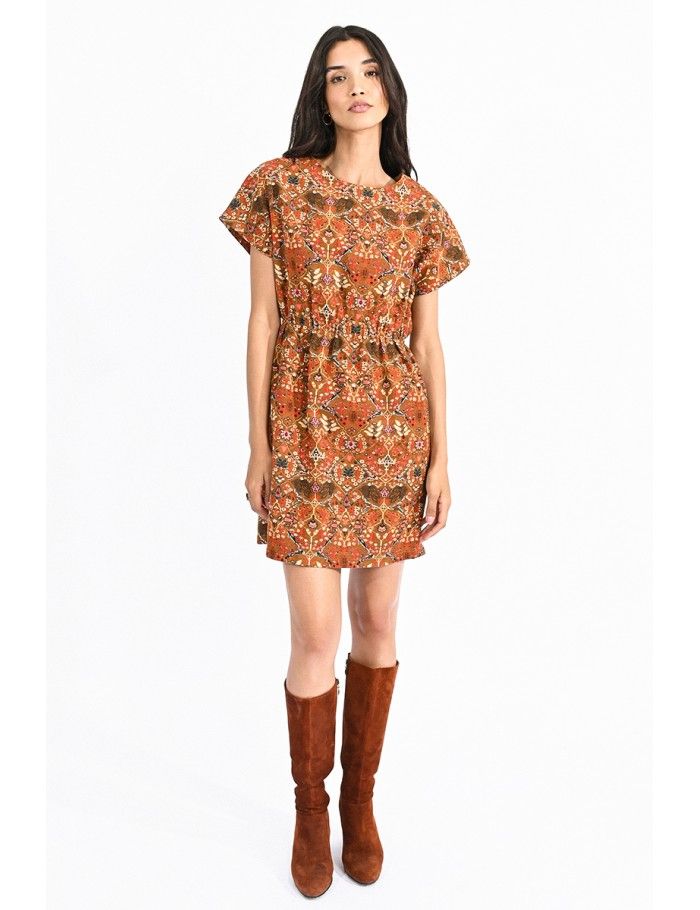 Sleeveless dress