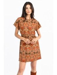 Sleeveless dress