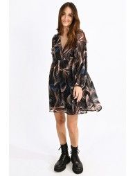 Mini dress, V-neck and puff sleeves