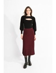 Long pleated skirt
