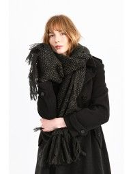 Fringed scarf
