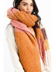 Long scarf in color