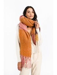 Long scarf in color