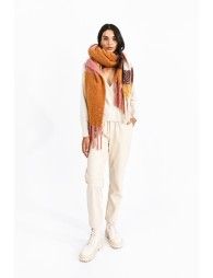 Long scarf in color