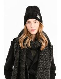 Star knit beanie