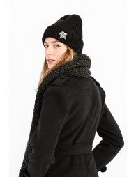 Star knit beanie