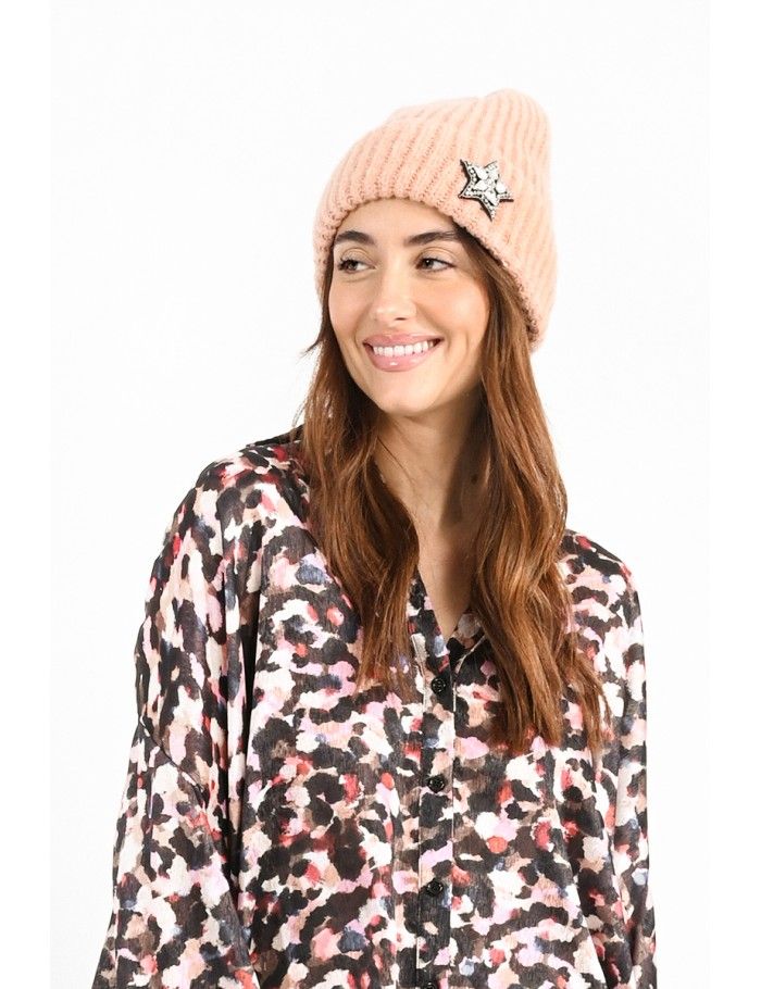 Star knit beanie