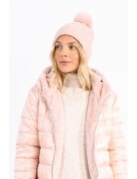 Pompon beanie and twists