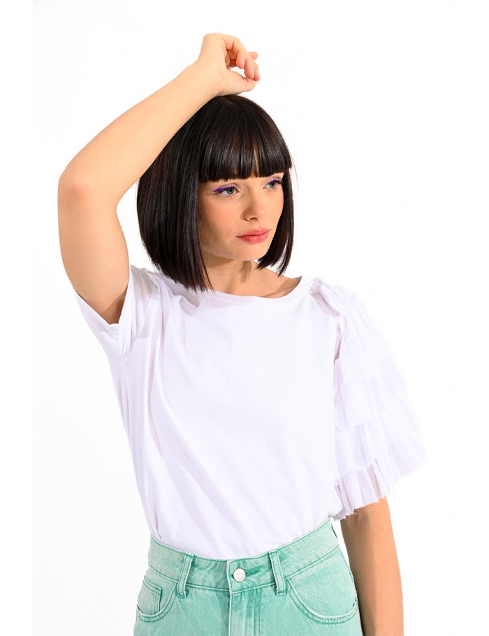 Top with ruffles one shoulder