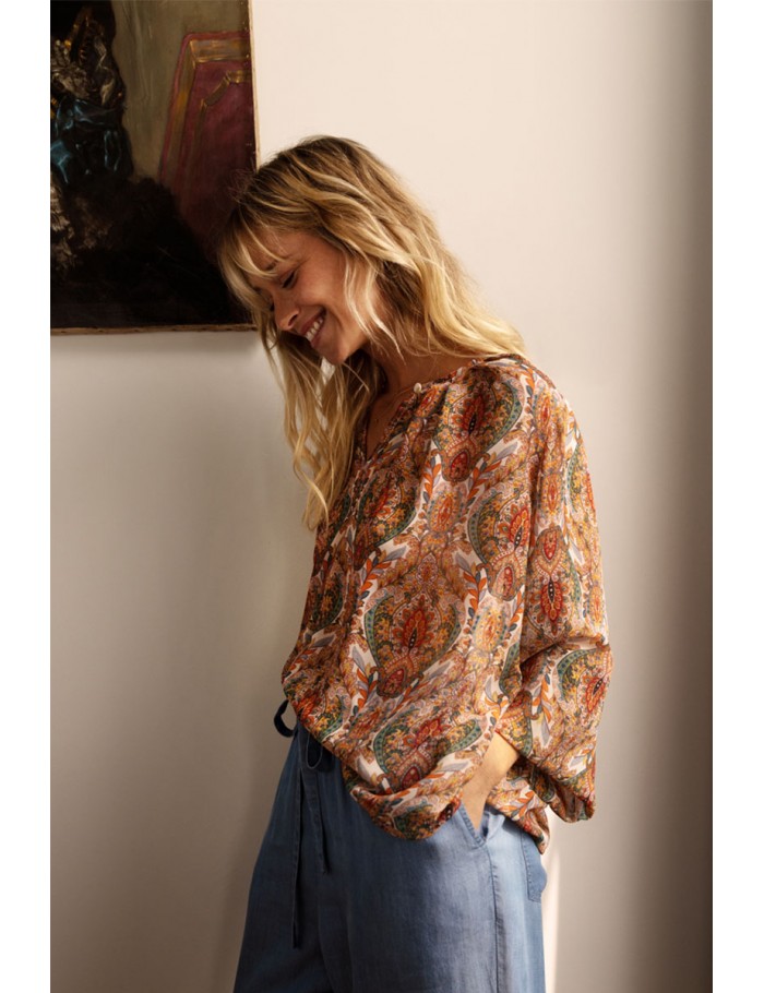 Printed blouse, loose-fitting