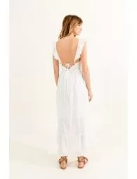 Long dress with crossed straps in the back