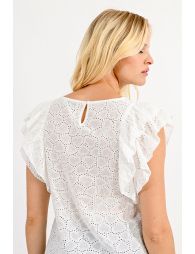 Bohemian V top in English lace