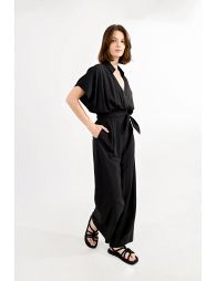 Jumpsuit with crossed back straps