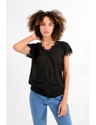 V-neck top with lace trim